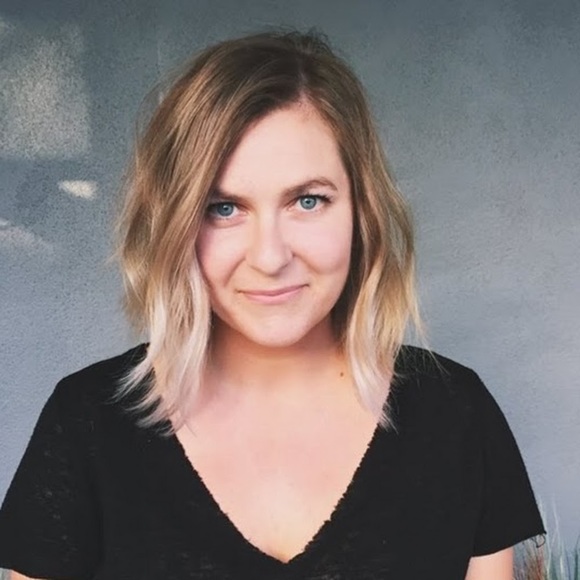 Meet your Posher, Melanie - Picture 1 of 1